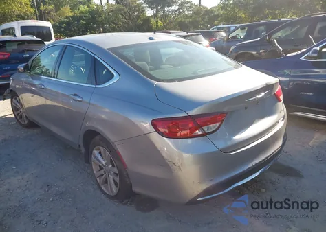 2015 Chrysler 200 Limited z USA, uszkodzony, nr VIN 1C3CCCAB0FN677085